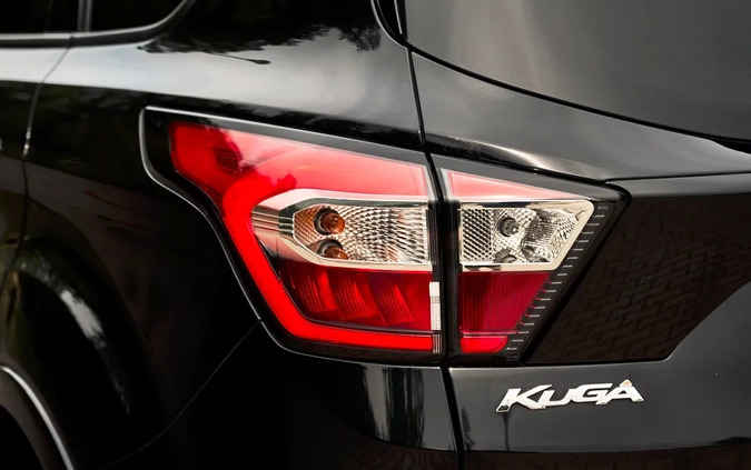 Ford Kuga cena 79900 przebieg: 199000, rok produkcji 2018 z Płock małe 781